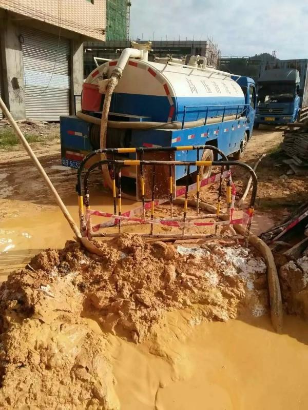 南丰镇工地淤泥清淤