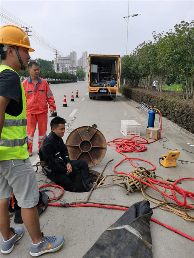 南丰镇翻衬法管道修复技术主要工序