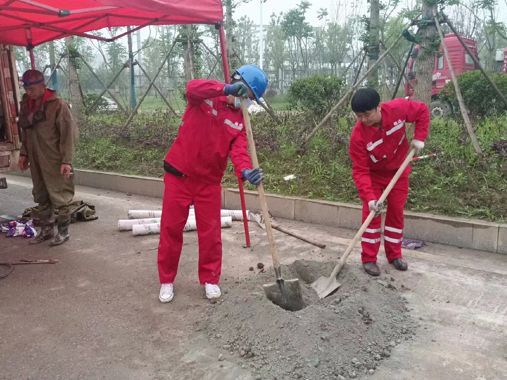 南丰镇管道疏通哪家好】及时进行市政管道清淤